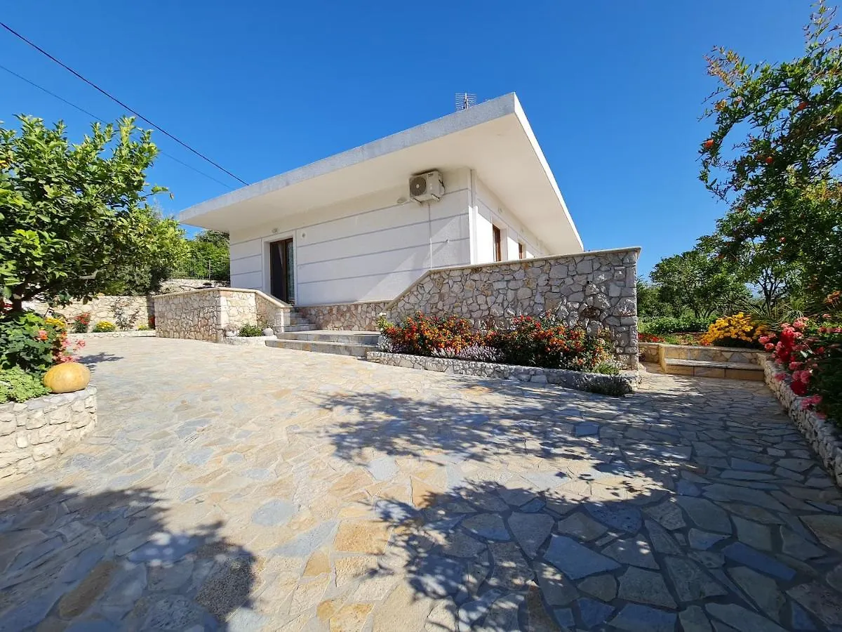 Pensionat Guesthouse Redilka Ksamil